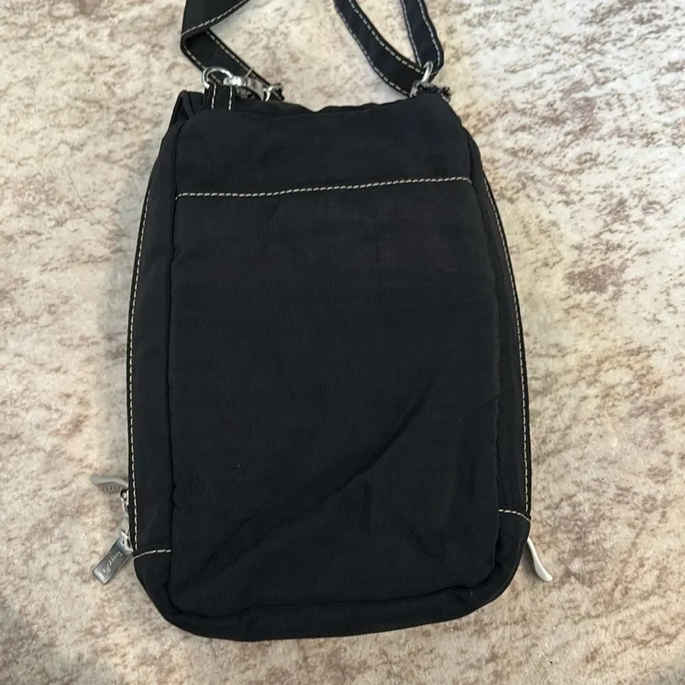 Baggallini Black Crossbody Bag with Adjustable Strap